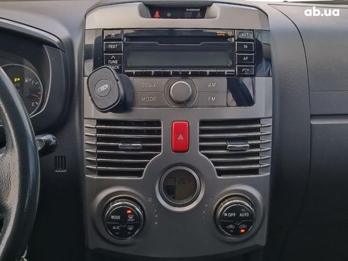 Daihatsu Terios 2011 серый - фото 17