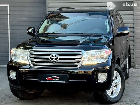Toyota Land Cruiser 2013 - фото 2