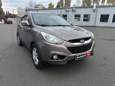 Hyundai ix35 2012 бежевый - фото 5