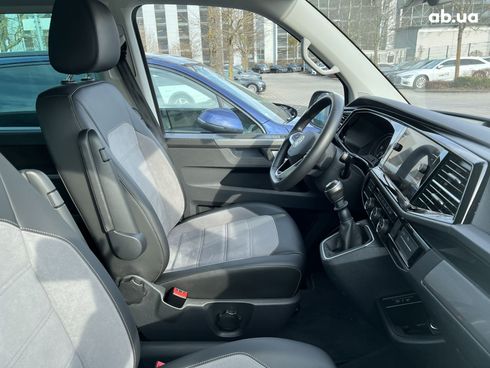 Volkswagen Multivan 2022 - фото 21