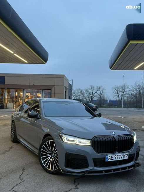 BMW 7 серия 2020 - фото 3