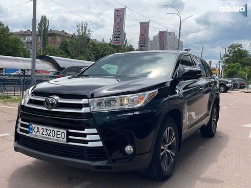 Toyota Highlander 2018 - фото 2