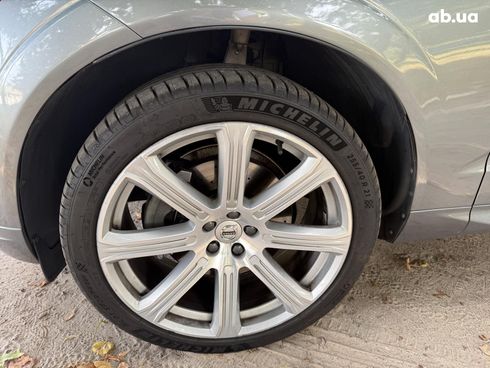 Volvo XC60 2019 серый - фото 10