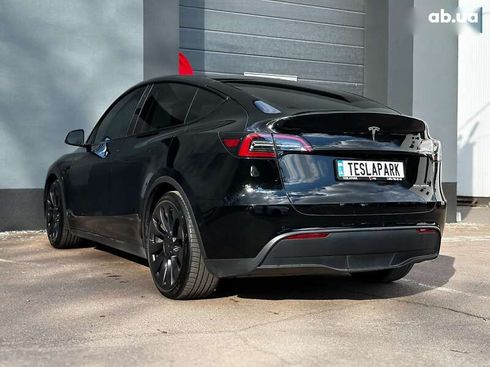 Tesla Model Y 2022 - фото 8