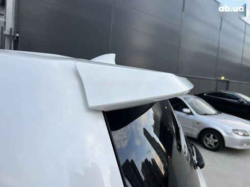 Lexus LX 2017 - фото 29