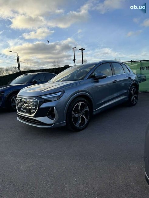 Audi Q4 e-tron 2023 - фото 2