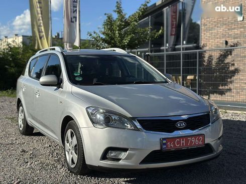 Kia Cee'd 2011 - фото 2