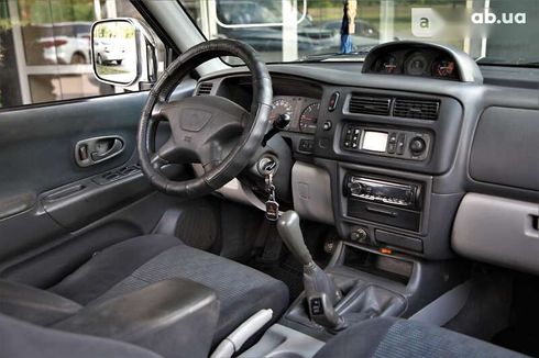 Mitsubishi Pajero 2000 - фото 8