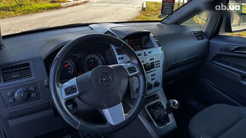 Opel Zafira 2009 - фото 16