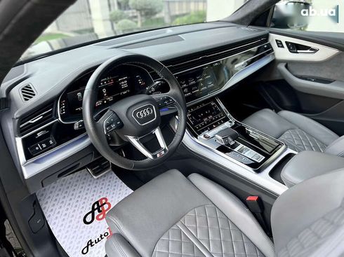 Audi SQ8 2021 - фото 26
