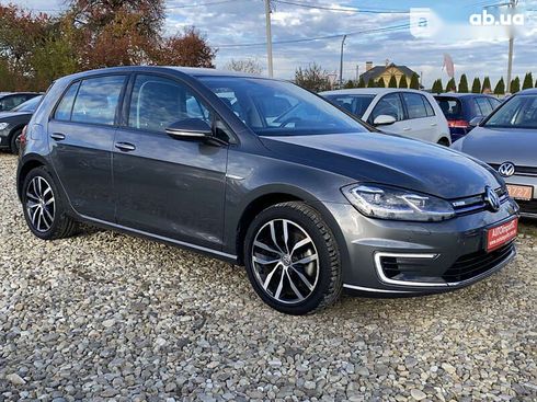 Volkswagen e-Golf 2019 - фото 20