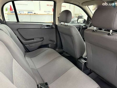 Opel Astra 2007 - фото 27