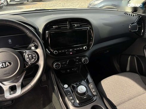 Kia Soul EV 2020 - фото 17