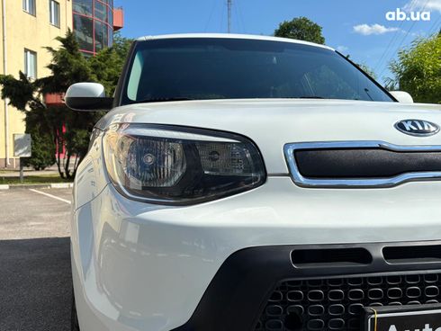 Kia Soul 2015 белый - фото 9