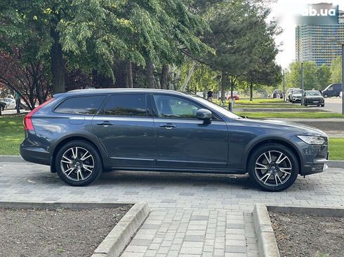 Volvo V90 Cross Country 2018 - фото 3