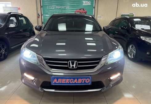 Honda Accord 2015 серый - фото 5