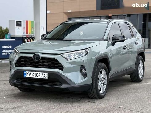 Toyota RAV4 2019 - фото 2