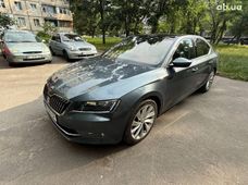 Продажа б/у лифтбэк Skoda Superb в Киеве - купить на Автобазаре