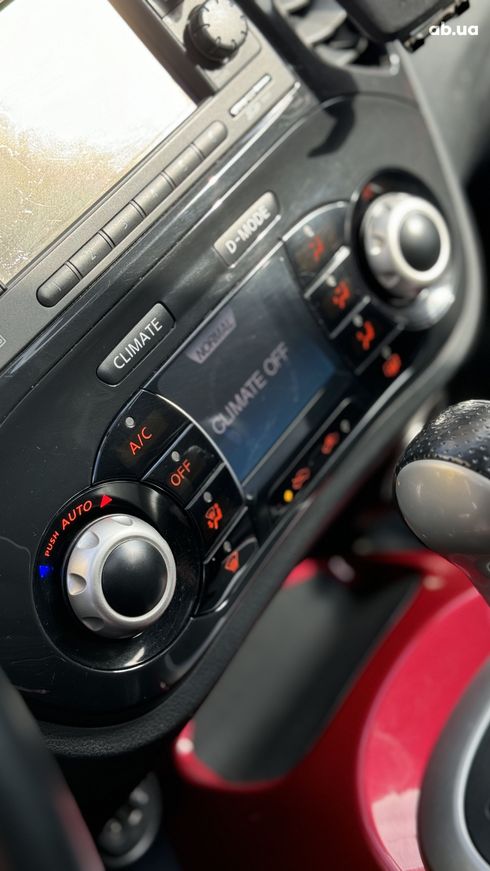 Nissan Juke 2012 красный - фото 2