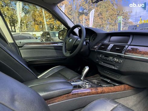 BMW X5 2010 - фото 18