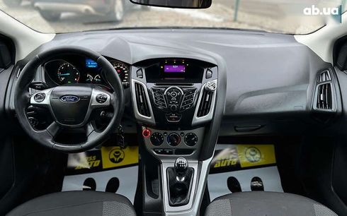Ford Focus 2011 - фото 11