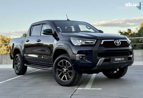 Toyota Hilux 2022 - фото 26