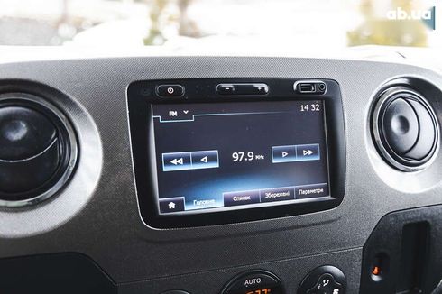 Renault Master 2018 - фото 19