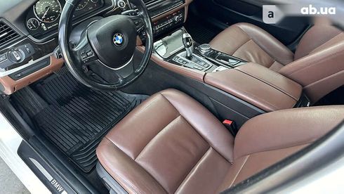 BMW 5 серия 2015 - фото 29