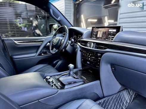 Lexus LX 2019 - фото 27