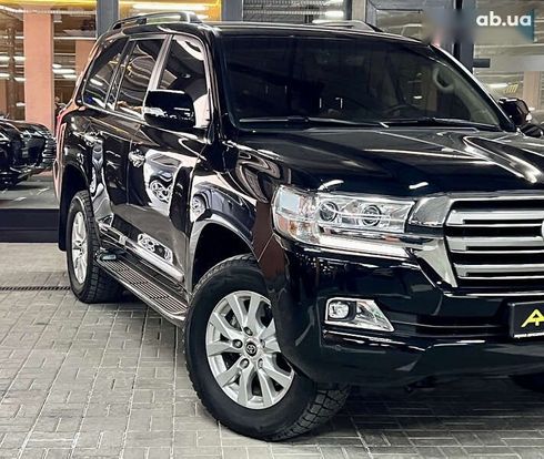 Toyota Land Cruiser 2020 - фото 6