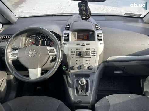 Opel Zafira 2012 - фото 20