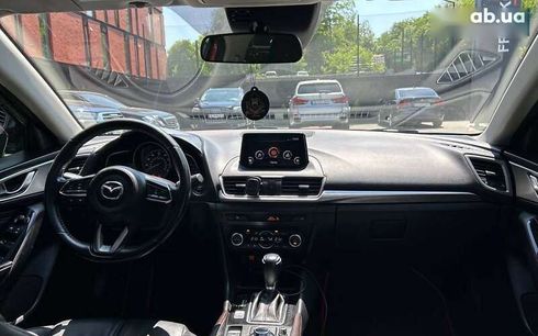 Mazda 3 2018 - фото 12