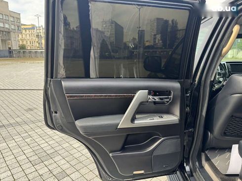 Toyota Land Cruiser 2014 - фото 23