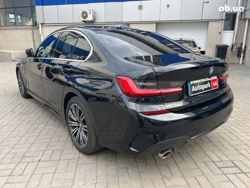 BMW 3 серия 2022 черный - фото 7