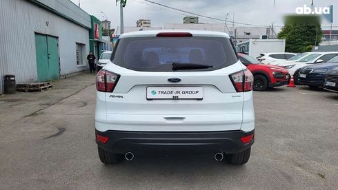 Ford Kuga 2017 - фото 14