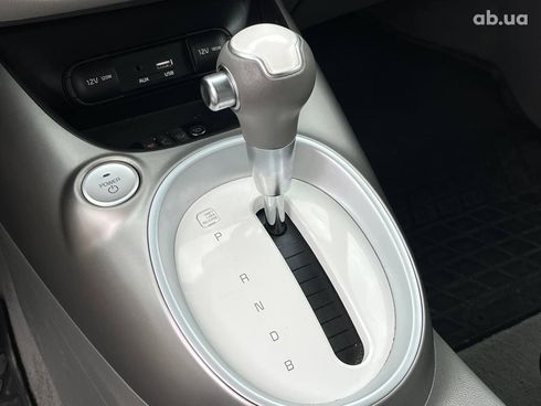 Kia Soul EV 2015 черный - фото 41