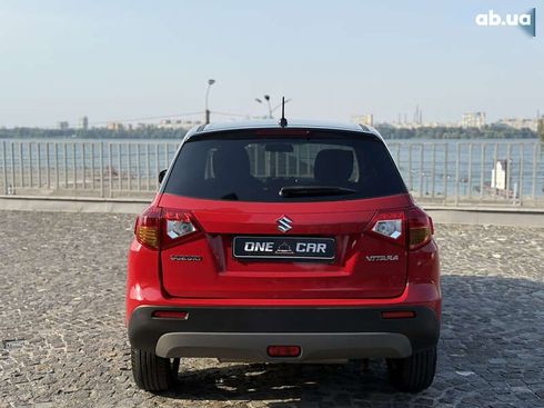 Suzuki Vitara 2016 - фото 6