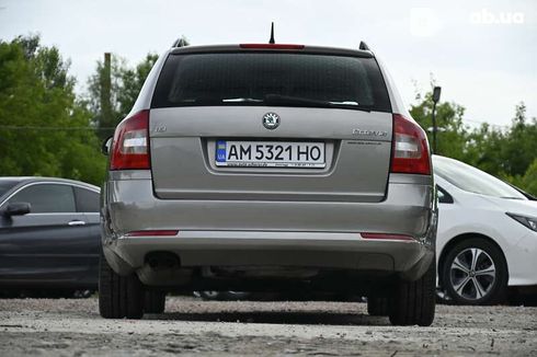 Skoda Octavia 2011 - фото 6