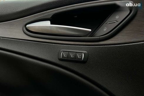 Alfa Romeo Stelvio 2017 - фото 21