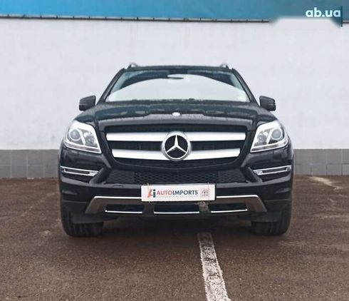 Mercedes-Benz GL-Класс 2015 - фото 2