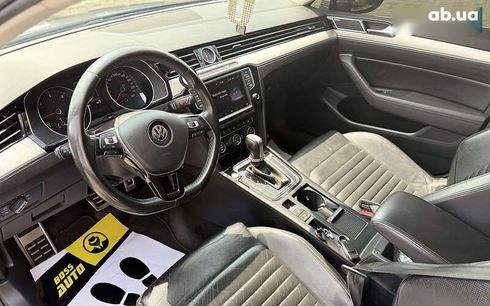 Volkswagen passat alltrack 2017 - фото 13