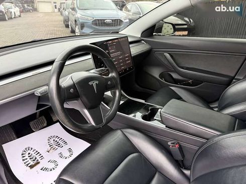 Tesla Model 3 2019 - фото 18