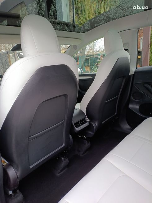 Tesla Model Y 2023 белый - фото 7