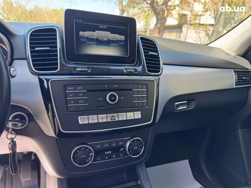 Mercedes-Benz GLE-Class 2015 белый - фото 25