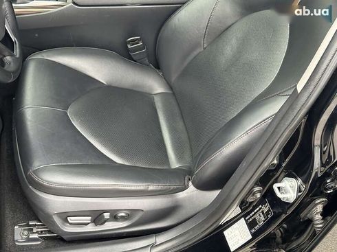 Toyota Camry 2019 - фото 20