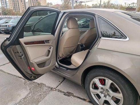 Audi A4 2008 бежевый - фото 12