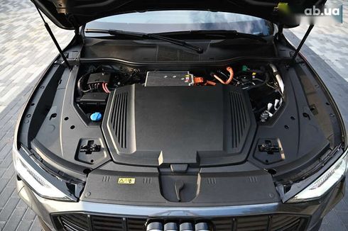 Audi E-Tron 2021 - фото 25