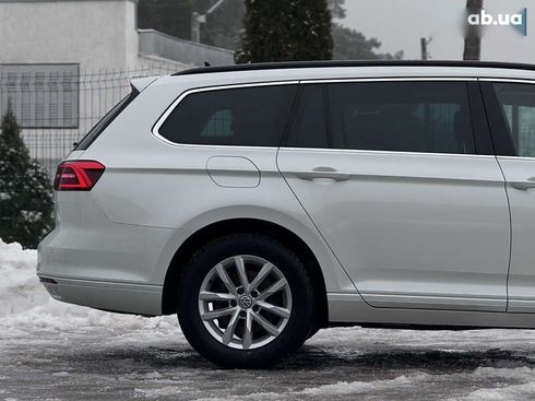 Volkswagen Passat 2017 - фото 14