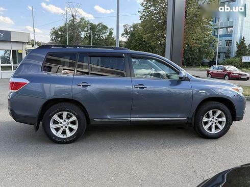 Toyota Highlander 2013 - фото 8