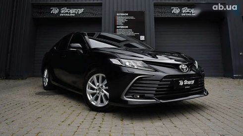 Toyota Camry 2023 - фото 2